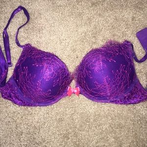 Victoria’s Secret Bombshell Bra 32A